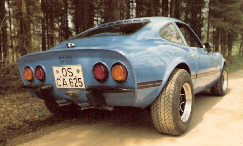 MARTINS RANCH Opel GT rear 